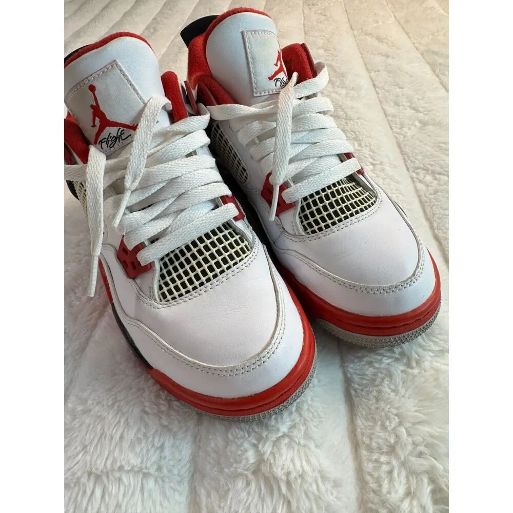 408452-160 Nike Air Jordan 4 Retro OG 'Fire Red' Size 5.5Y